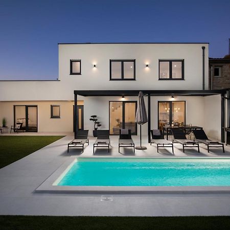 Villa Artis بولا المظهر الخارجي الصورة